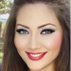 Meet your Posher, Maricela